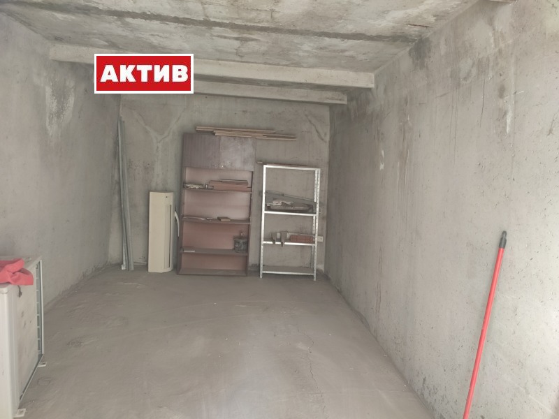 Продава  2-стаен град Търговище , Запад 1 , 75 кв.м | 22450768 - изображение [15]