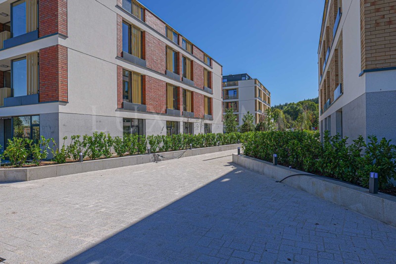 Продава  2-стаен, град София, Бояна •  183 000 € • ID 76861830 — holmes.bg - [1] 