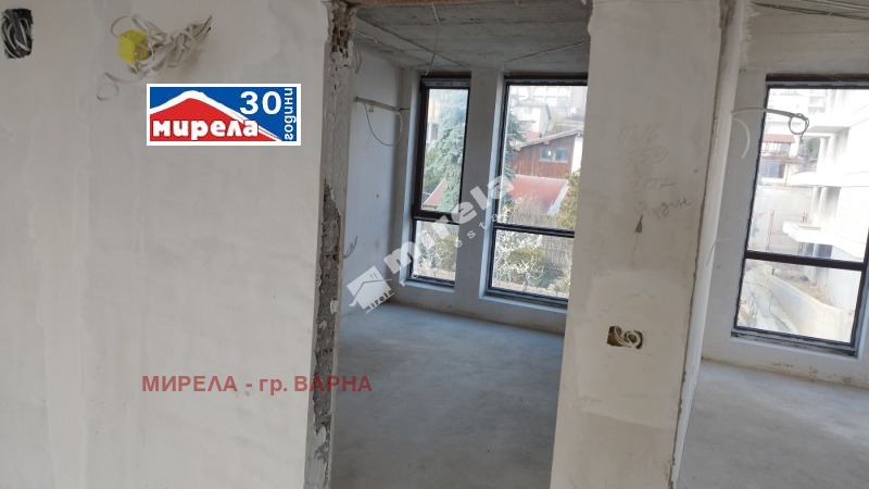 Продава  4-стаен град Варна , Бриз , 139 кв.м | 58529815 - изображение [8]