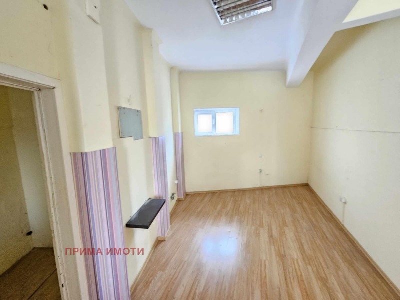 Продава  4-стаен град Варна , Център , 76 кв.м | 30728645 - изображение [12]