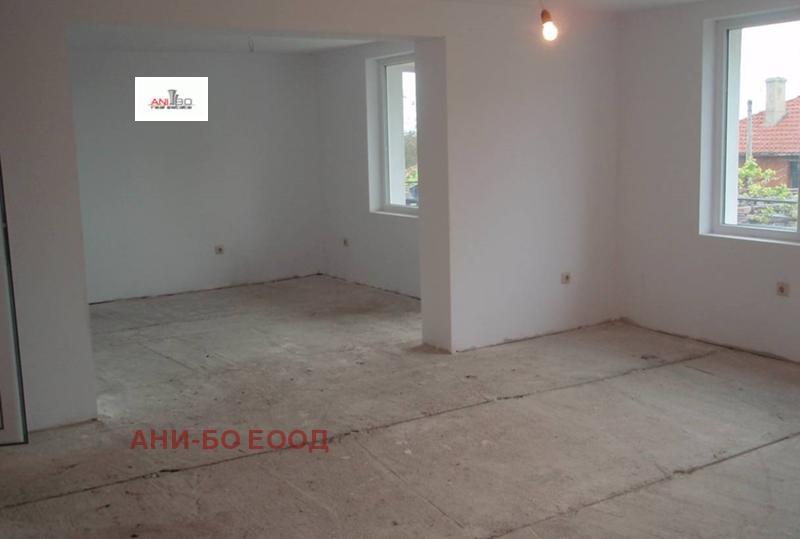 Продава  Къща област Варна , с. Бенковски , 285 кв.м | 34219399 - изображение [10]