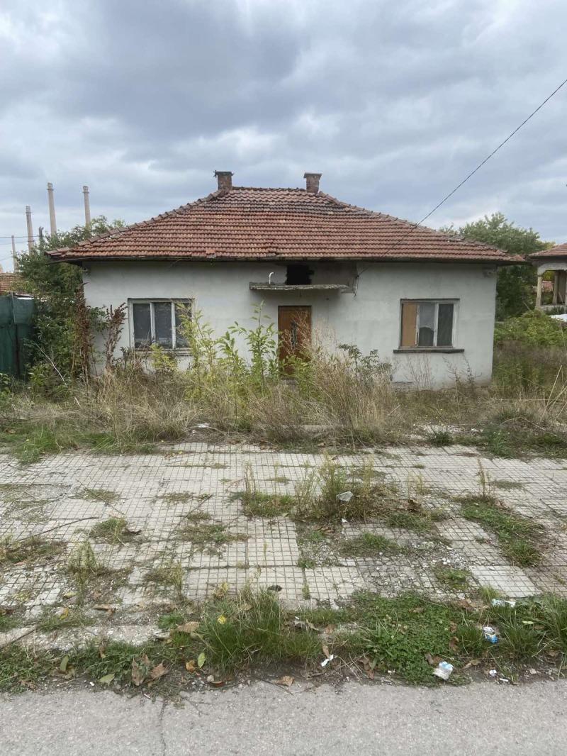 Продава КЪЩА, град Перник, Църква • 150000 € / 293374.50 лв. • 95786777 1