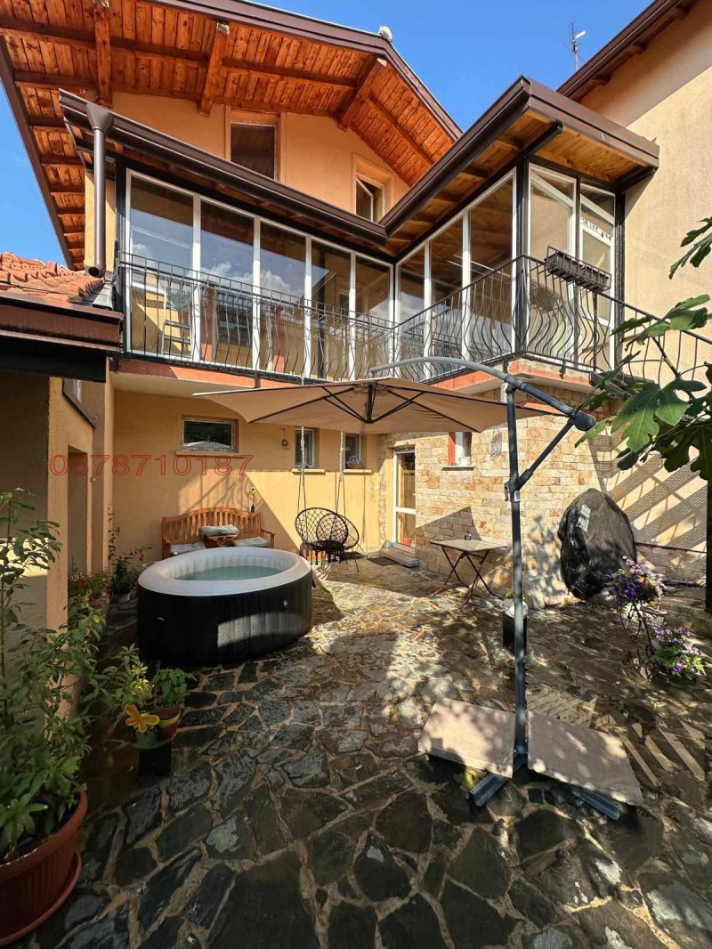 Продава КЪЩА, гр. София, Симеоново, снимка 2 - Къщи - 52881408