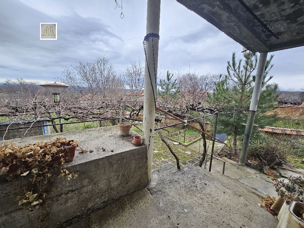 Продава КЪЩА, с. Загоре, област Стара Загора, снимка 2 - Къщи - 55823199