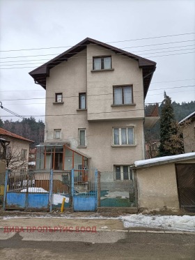 Casa Samocov, regiunea Sofia 2