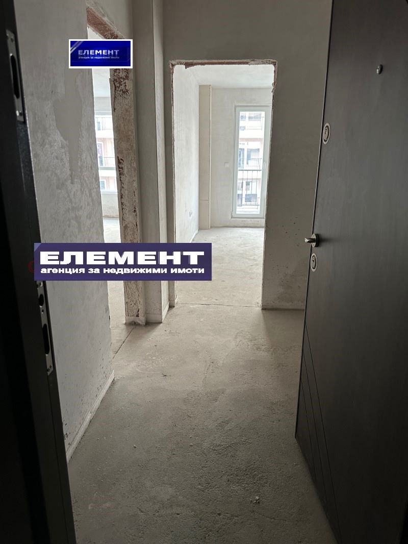 En venta  2 dormitorios Plovdiv , Ostromila , 96 metros cuadrados | 39419246 - imagen [2]