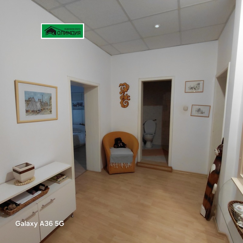 Продава  3-стаен град Враца , Център , 92 кв.м | 98709266