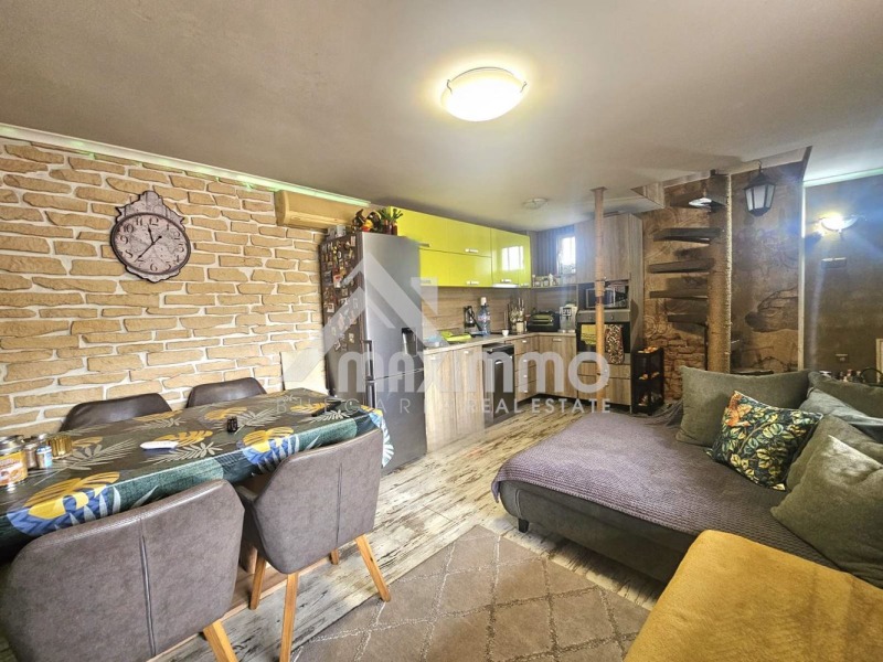 Продава КЪЩА, гр. Варна, Автогара, снимка 3 - Къщи - 53078933