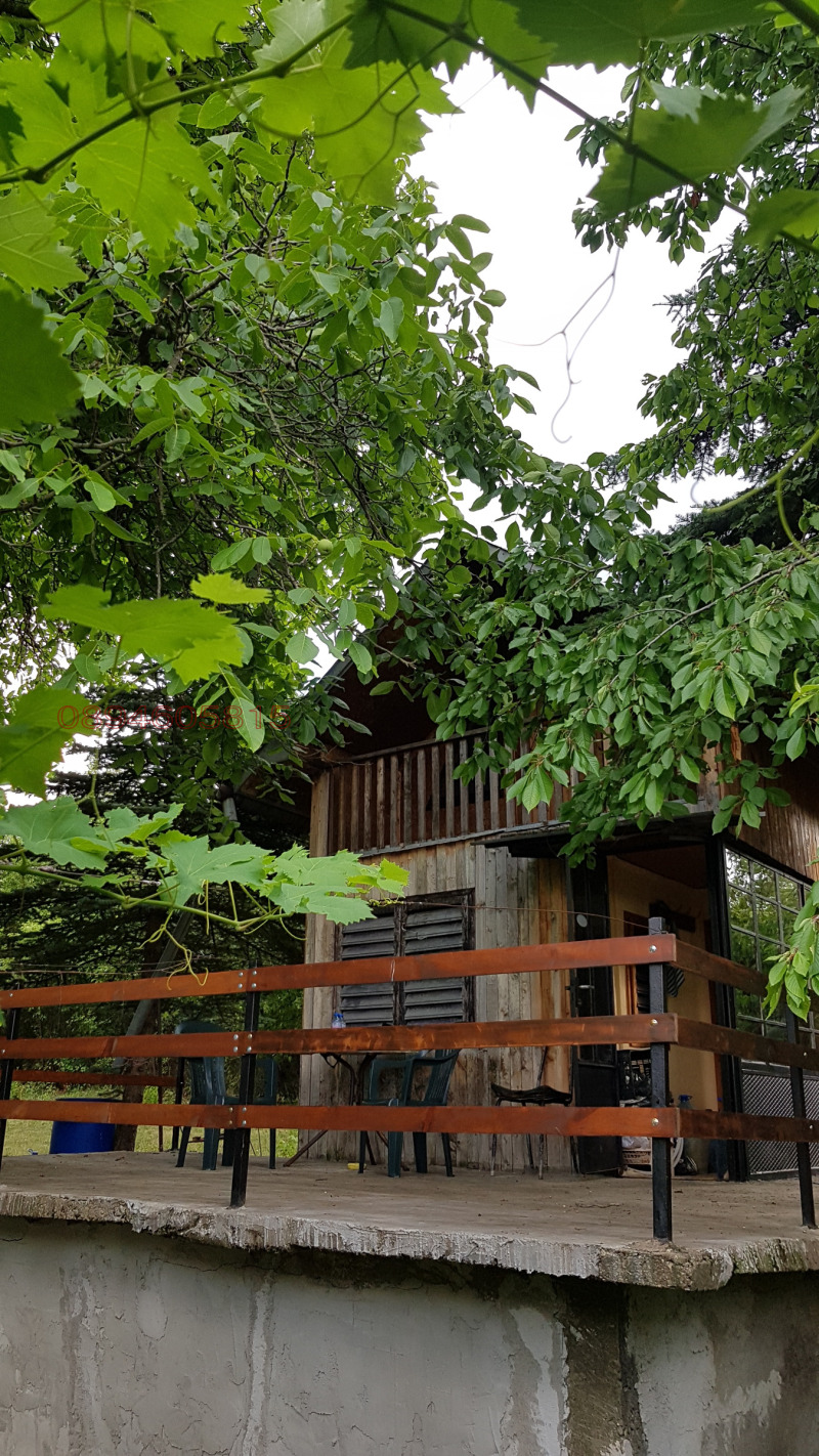 Продава ВИЛА, с. Николаево, област Перник, снимка 6 - Вили - 52784259