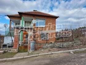 Продажба на имоти в с. Княжево, област Хасково - изображение 1 