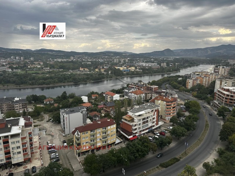 En venta  2 dormitorios Kardzhali , Vazrozhdentsi , 69 metros cuadrados | 29968445 - imagen [10]