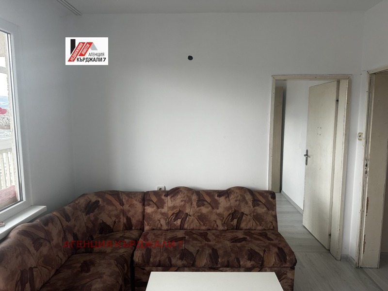 En venta  2 dormitorios Kardzhali , Vazrozhdentsi , 69 metros cuadrados | 29968445 - imagen [7]