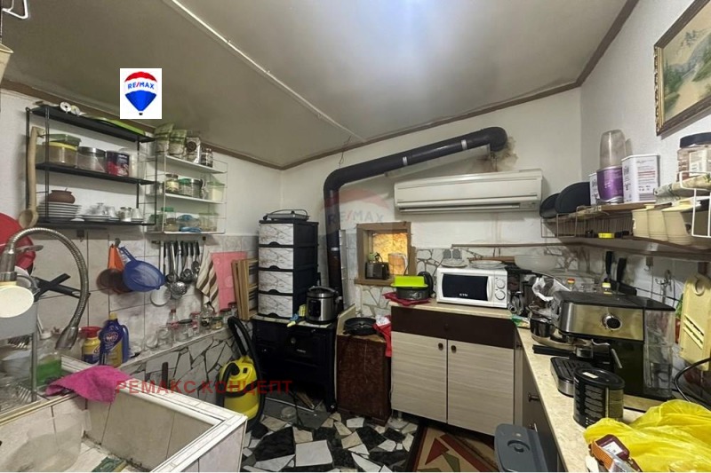 Продава  Къща област Шумен , с. Никола Козлево , 190 кв.м | 93699509 - изображение [4]