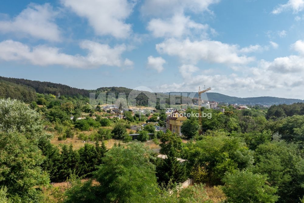 Продава 3-СТАЕН, гр. Варна, м-т Долна Трака, снимка 2 - Апартаменти - 54294109