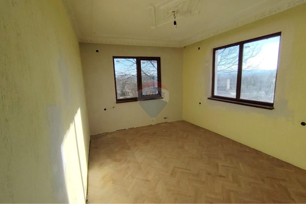 Продава КЪЩА, с. Мараш, област Шумен, снимка 11 - Къщи - 55750656
