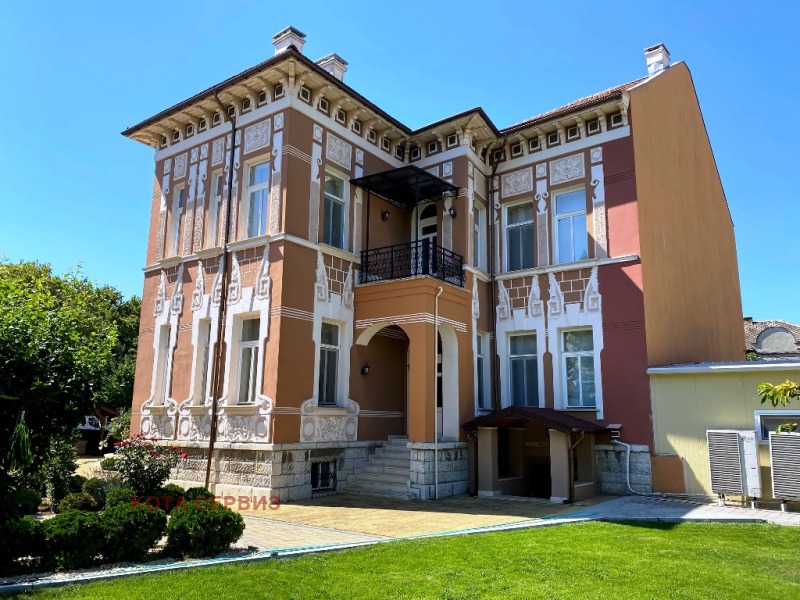 Продава КЪЩА в град Видин, Център - 700 кв.м / 1 500 000 € » 2 933 745.00 лв., КОТА СЕРВИЗ