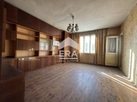 Продава етаж от къща град Силистра Малчика - [1] 
