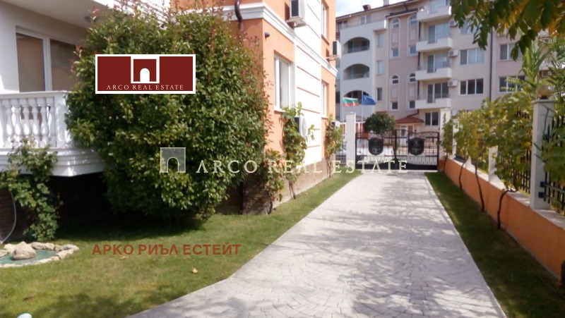 À venda  1 quarto região Burgas , k.k. Slantchev briag , 84 m² | 20639100 - imagem [16]