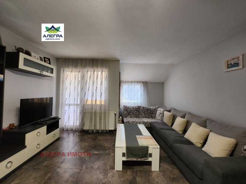 De vânzare  2 dormitoare Pazardjic , Rusci , 79 mp | 69611848