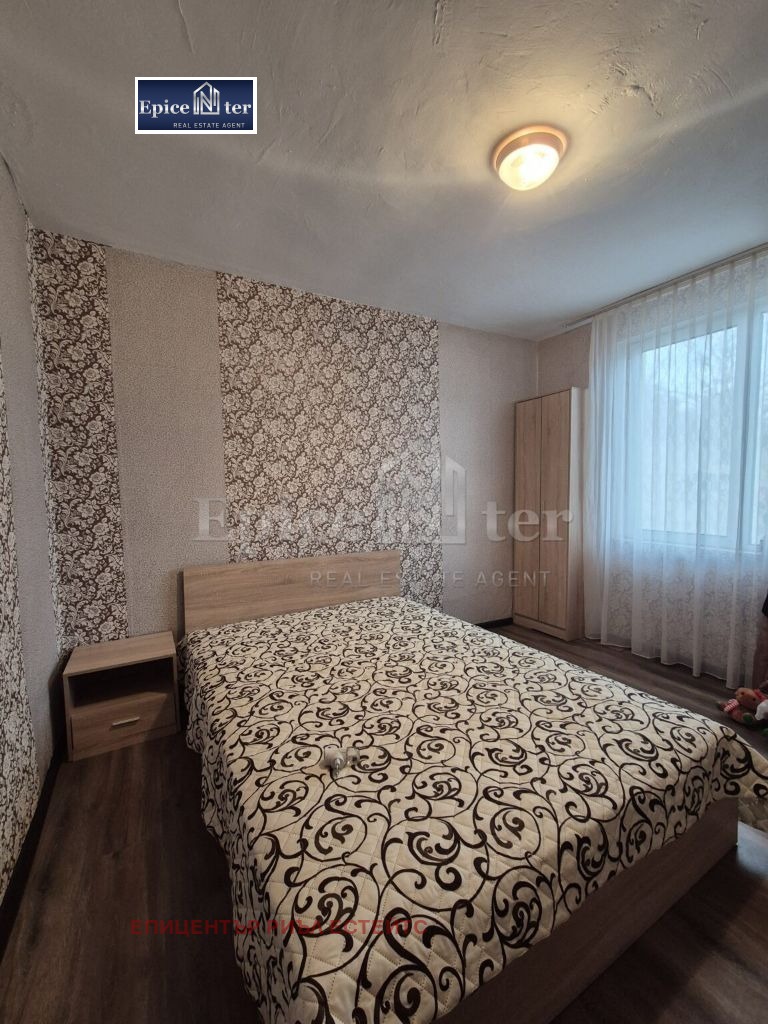 Продава КЪЩА, с. Ръжавец, област Перник, снимка 9 - Къщи - 53979599