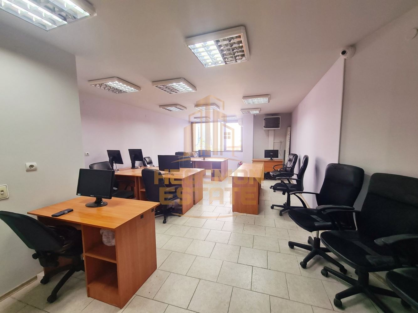 Продава ОФИС, гр. Варна, Център, снимка 3 - Офиси - 54822753