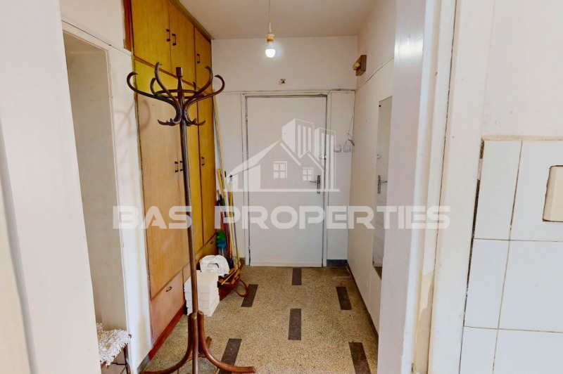 Продава 3-СТАЕН, гр. София, Гео Милев, снимка 11 - Апартаменти - 52072345