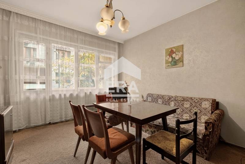 Продава 4-СТАЕН, град Варна, Гръцка махала • 269000 € / 526118.27 лв. • 47299170 1