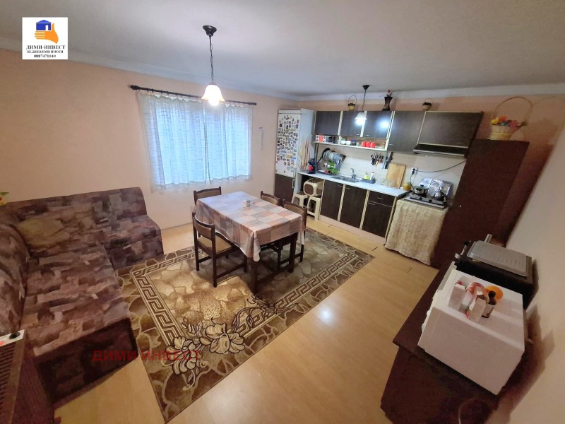 Продава КЪЩА, с. Долина, област Добрич