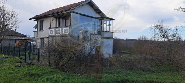 Продава КЪЩА, с. Загорци, област Бургас, снимка 5 - Къщи - 54406789