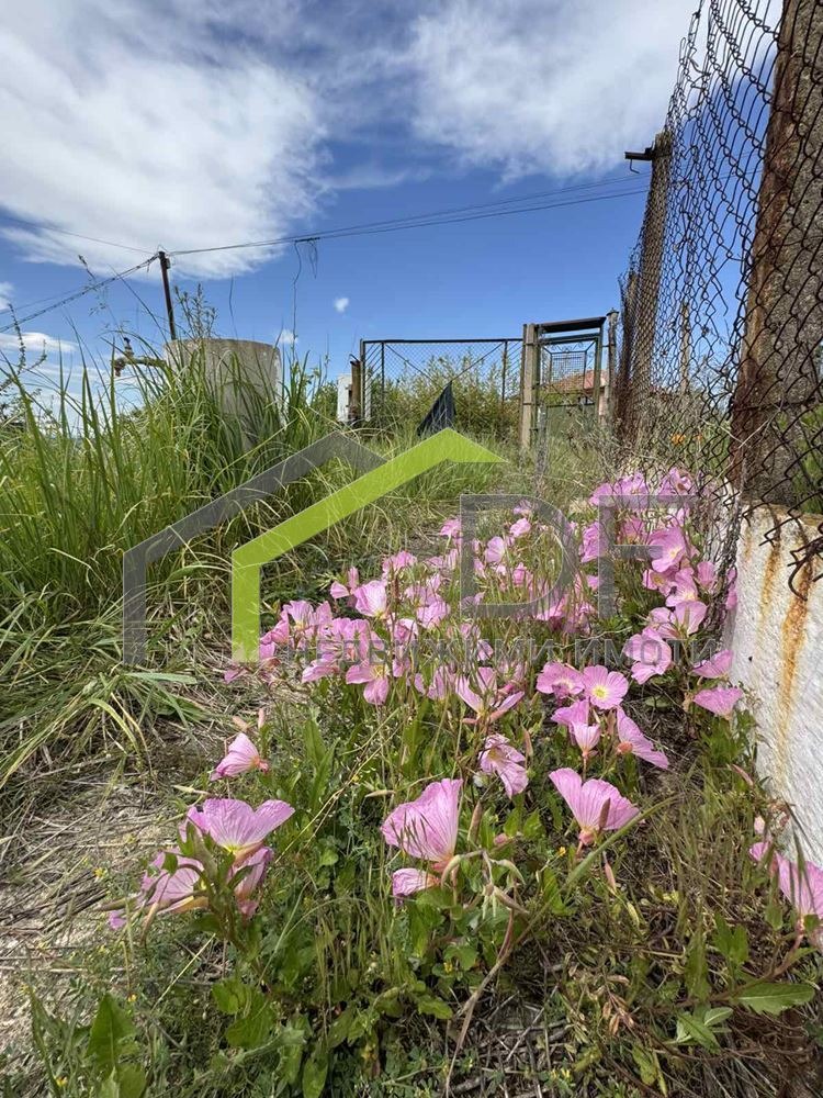 Продава ВИЛА, с. Приселци, област Варна, снимка 9 - Вили - 52606600