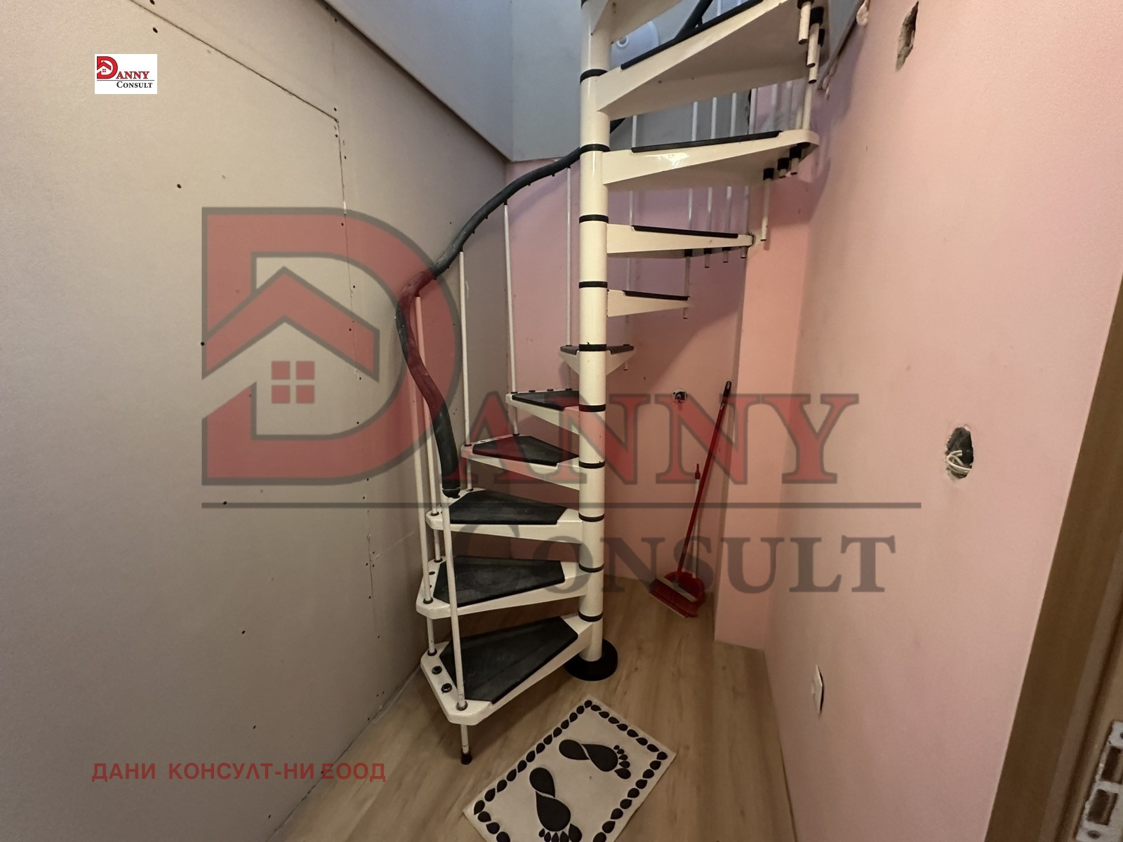 Продава 2-СТАЕН, гр. Велико Търново, Колю Фичето, снимка 6 - Апартаменти - 51202289