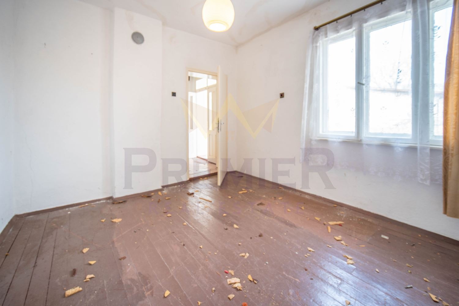 Продава КЪЩА, гр. Балчик, област Добрич, снимка 11 - Къщи - 54037037