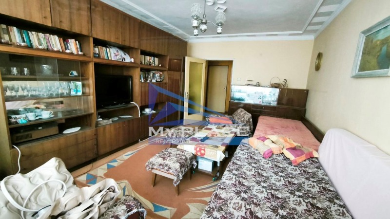 Продава 3-СТАЕН в град Шумен, Херсон - 90 кв.м / 138 000 € » 269 904.54 лв., МАЙ ПЛЕЙС