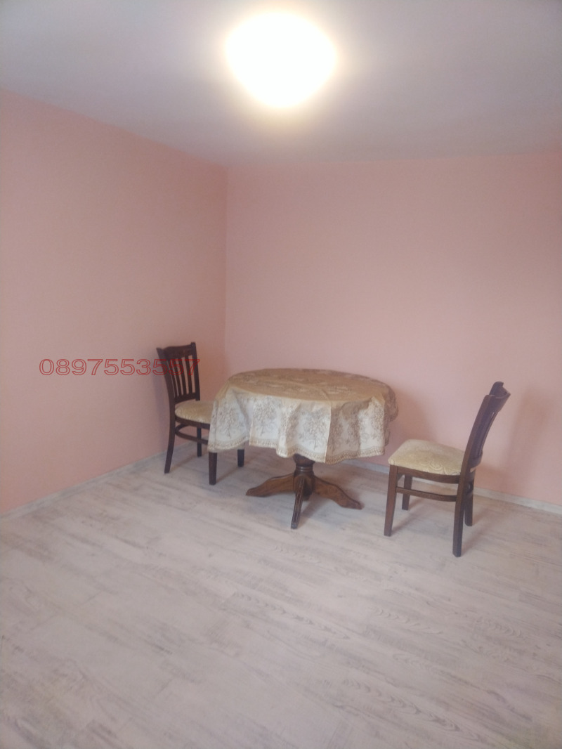 Продава КЪЩА в град Разград, Абритус - 70 кв.м / 99 999 € » 195 581.04 лв.