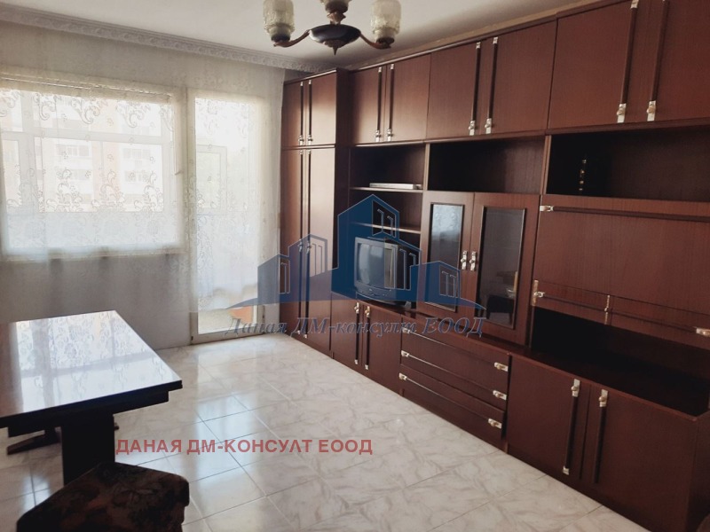 Продава 2-СТАЕН, гр. Шумен, 5-ти полк, снимка 5 - Aпартаменти - 48216999