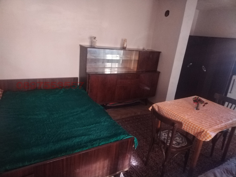 Продава КЪЩА, гр. Разград, Абитрус, снимка 3 - Къщи - 52783760