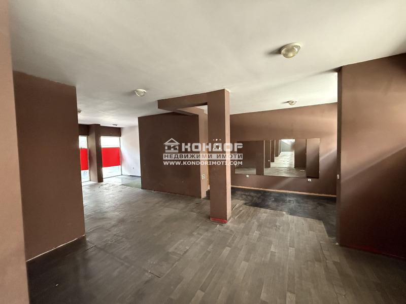 Продава  Магазин град Пловдив , Въстанически , 450 кв.м | 18604214 - изображение [8]
