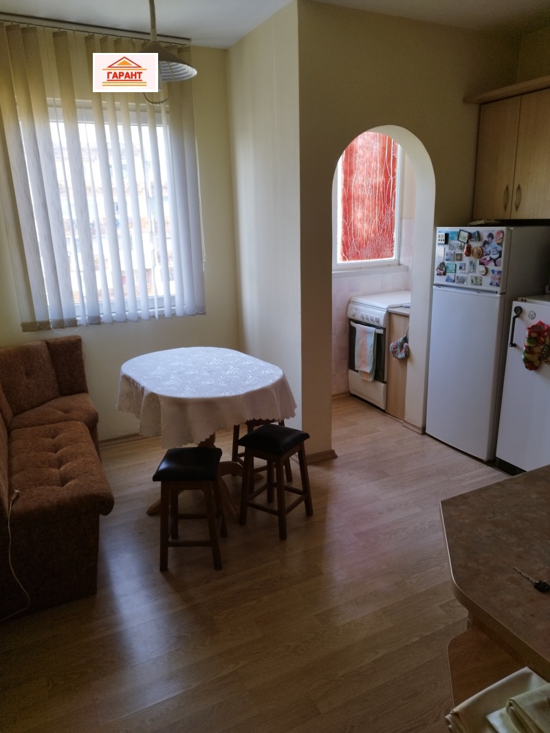 Te koop  2 slaapkamers Pleven , Druzjba 4 , 85 m² | 51371619 - afbeelding [11]