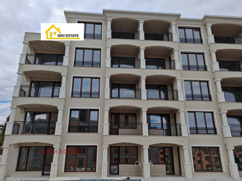 Продава 3-СТАЕН, гр. Варна, к.к. Св.Св. Константин и Елена, снимка 2 - Апартаменти - 53195334