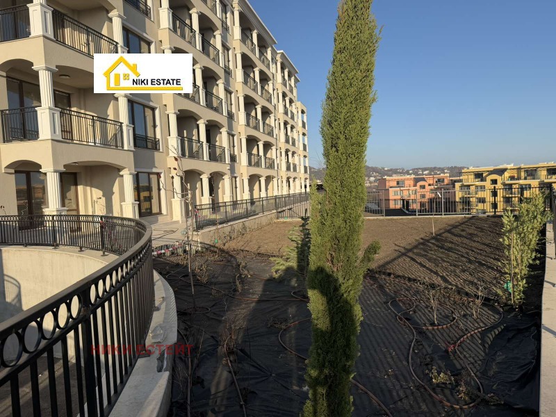 Продава 3-СТАЕН, гр. Варна, к.к. Св.Св. Константин и Елена, снимка 2 - Апартаменти - 51705744