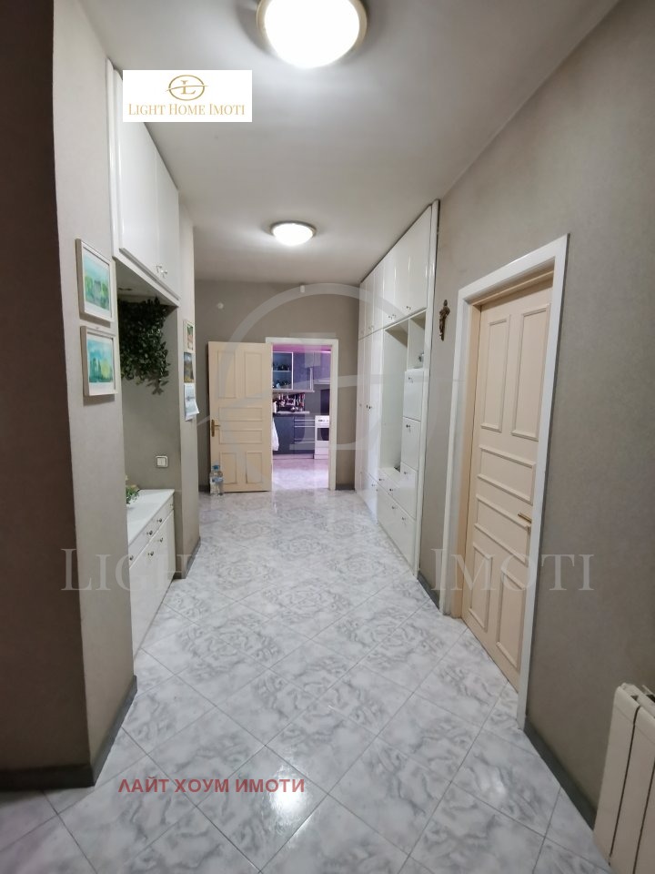 Till salu  3+ sovrum Plovdiv , Centar , 193 kvm | 28999473 - bild [10]