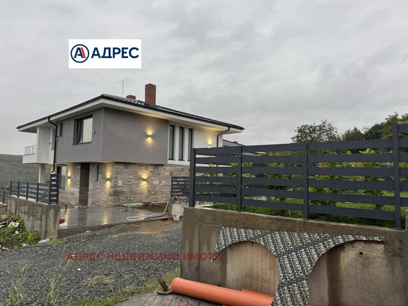 En venta  Casa Stara Zagora , Studentsko gradche , 260 metros cuadrados | 11213731 - imagen [4]