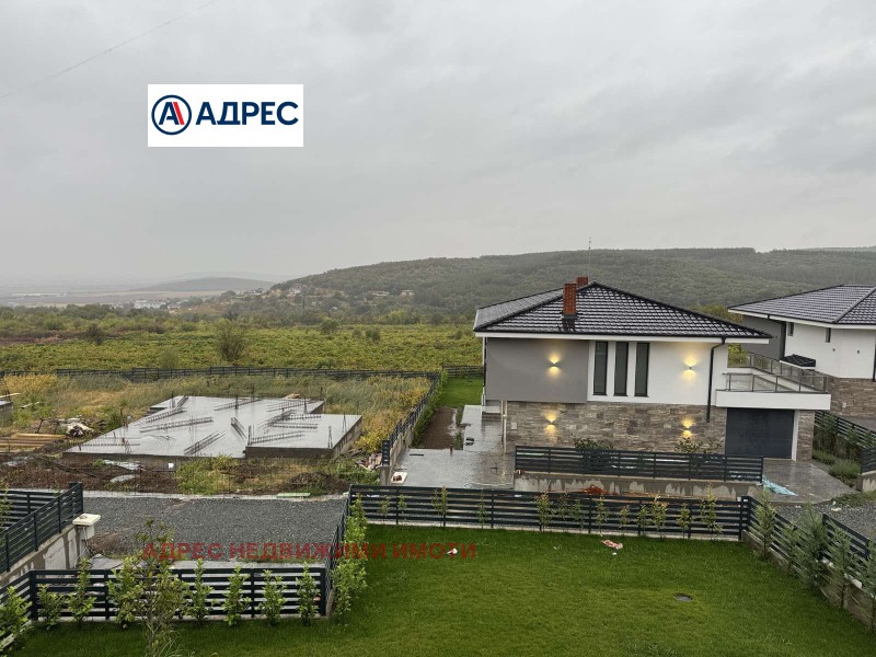 En venta  Casa Stara Zagora , Studentsko gradche , 260 metros cuadrados | 11213731 - imagen [2]