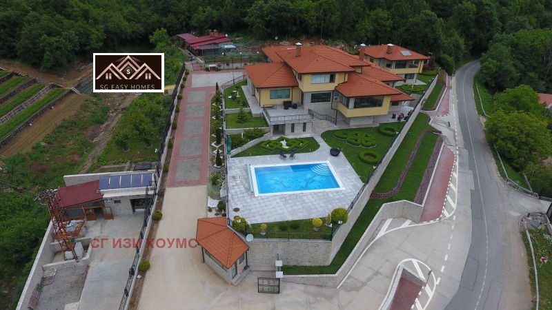 Продава  Къща област Стара Загора , с. Лясково , 1350 кв.м | 95917824