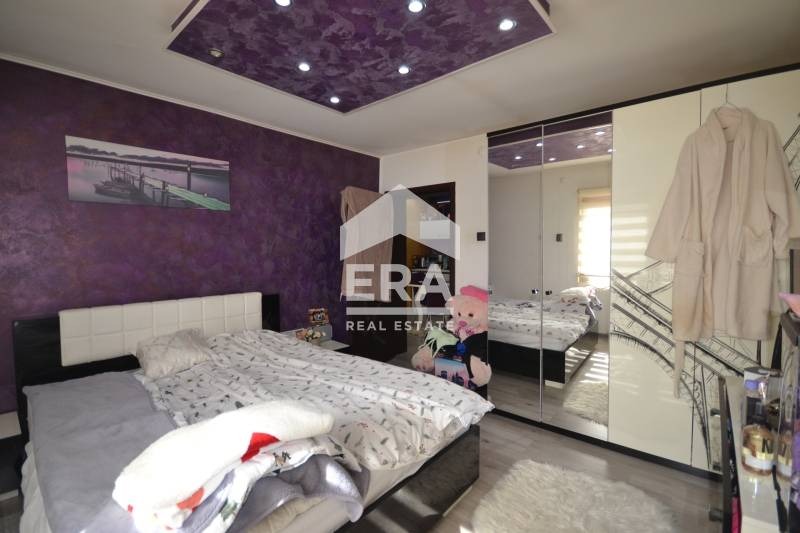 Продава  Къща град Хасково , Република , 126 кв.м | 29413971 - изображение [15]