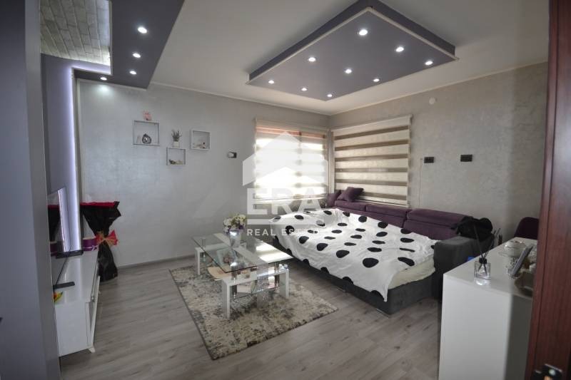 Продава  Къща град Хасково , Република , 126 кв.м | 29413971 - изображение [11]