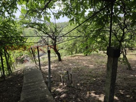 House Tsarvenyano, region Kyustendil 15