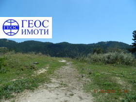 Terra Momtchilovci, região Smolyan 4