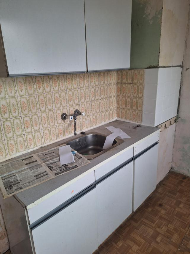 Na sprzedaż  1 sypialnia Pernik , Iztok , 68 mkw | 87101145 - obraz [4]