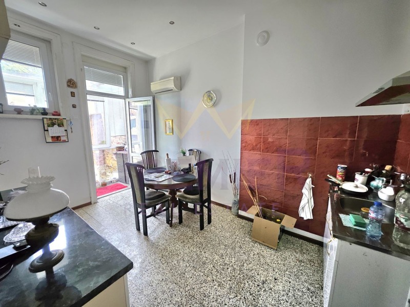 Till salu  2 sovrum Sofia , Centar , 103 kvm | 33191558 - bild [10]